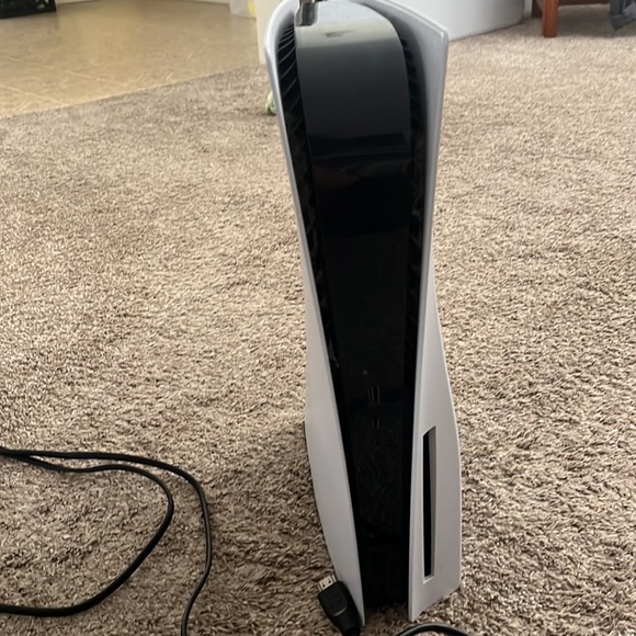 PS5 DISK VERSION - Picture 4 of 4